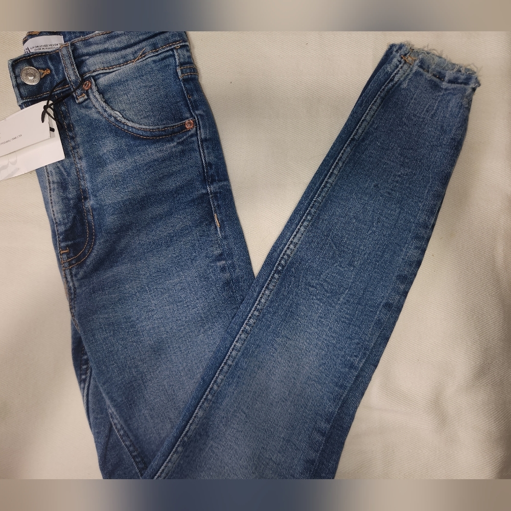 Zara Skinny Vintage Jeans - Picture 3 of 4